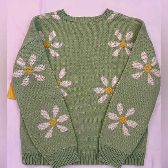 Fernanda Graphic Pullover Sweater. - Picture 4 of 5